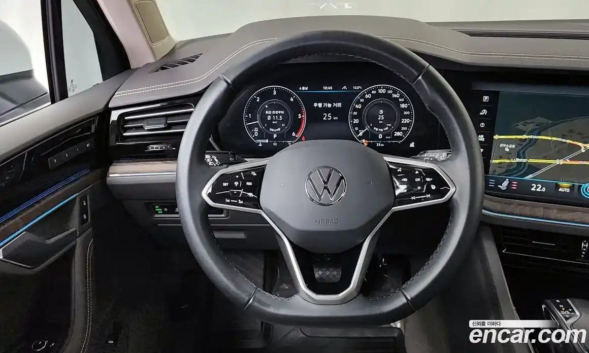 Volkswagen Touareg 2023 3.0 гидро в Москве № 725014, фото 13