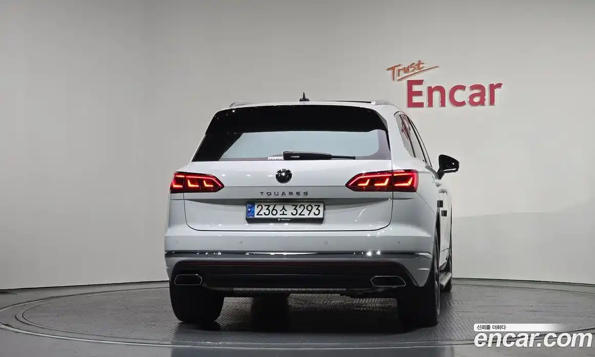 Volkswagen Touareg 2023 3.0 гидро в Москве № 725014, фото 4