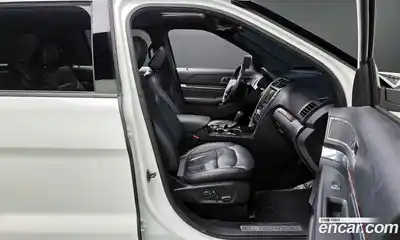 Ford Explorer 2018 2.3 гидро в Москве № 725421, миниатюра 10