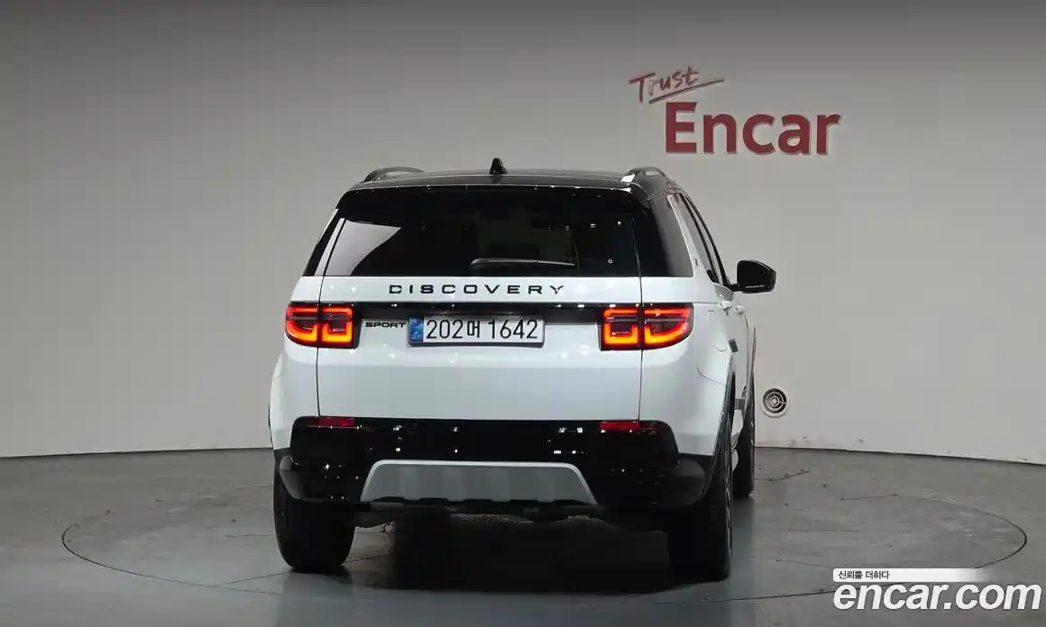 Land Rover Discovery Sport 2025 2.0 гидро в Москве, фото 3