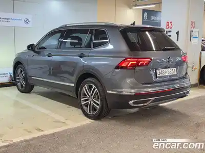 Volkswagen Tiguan 2023 2.0 гидро в Москве № 767233, миниатюра 2