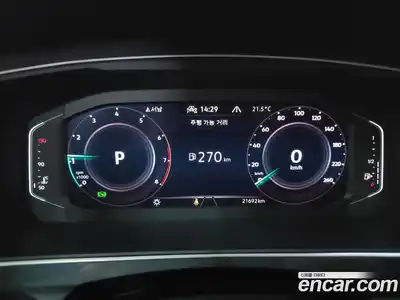 Volkswagen Tiguan 2023 2.0 гидро в Москве № 767233, миниатюра 8