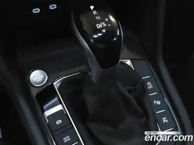 Volkswagen Tiguan 2023 2.0 гидро в Москве № 767233, миниатюра 9
