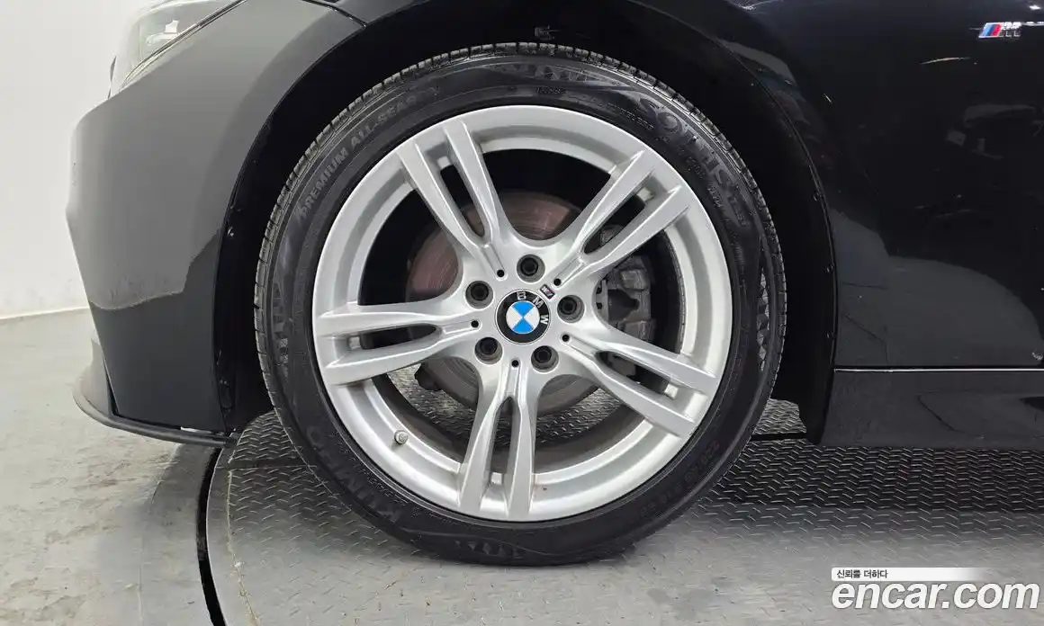 BMW 3-Series 2018 2.0 гидро в Москве № 800394, фото 5