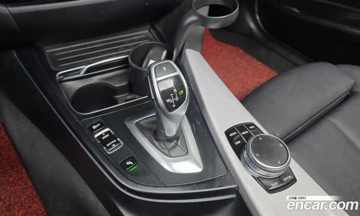 BMW 3-Series 2018 2.0 гидро в Москве № 800394, фото 9
