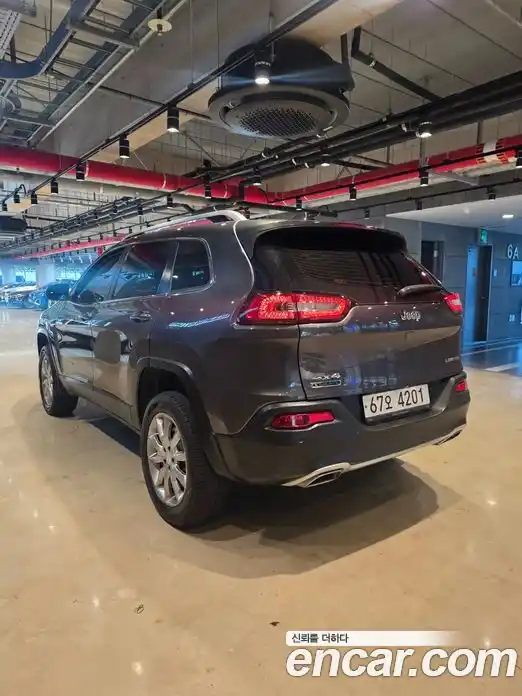 Jeep Cherokee 2018 2.2 гидро в Москве № 803103, фото 5