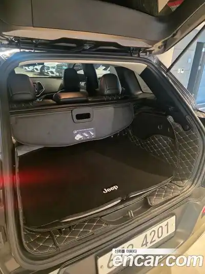 Jeep Cherokee 2018 2.2 гидро в Москве № 803103, миниатюра 7