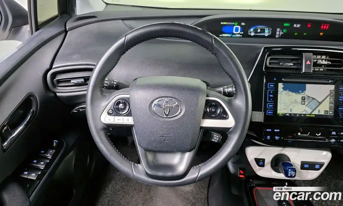 Toyota Prius 2018 1.8 гидро в Москве № 803205, фото 13