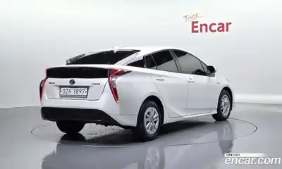 Toyota Prius 2018 1.8 гидро в Москве № 803205, миниатюра 2