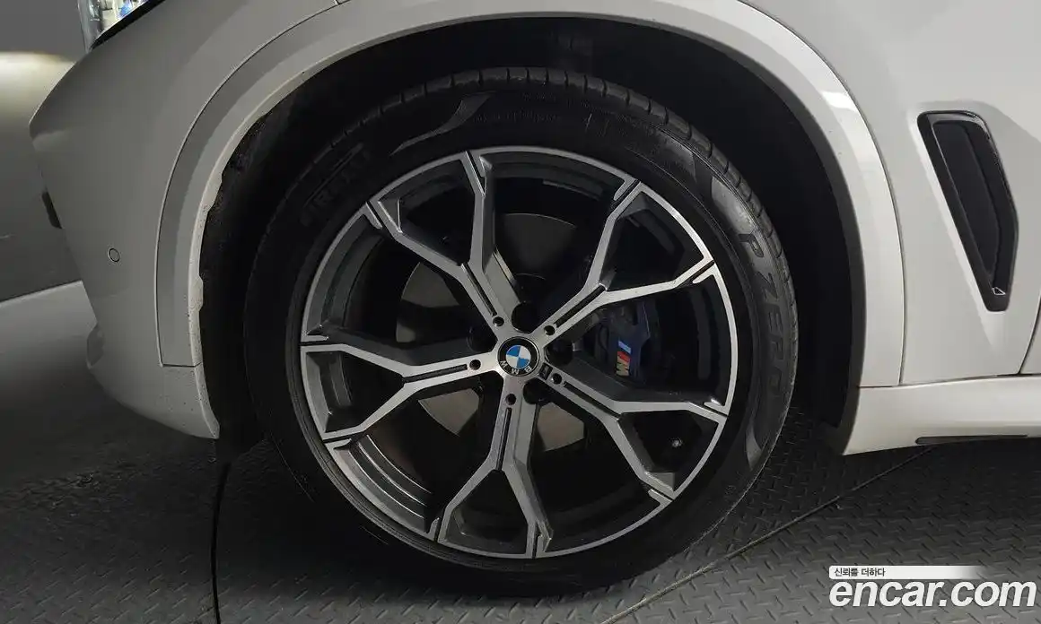 BMW X5 2022 3.0 гидро в Москве № 821325, фото 5