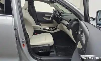 Volvo XC40 2024 2.0 гидро в Москве № 823902, миниатюра 11