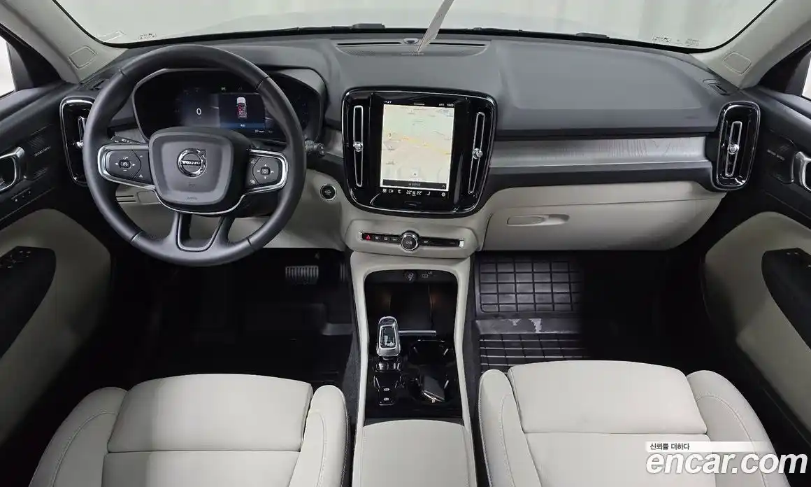 Volvo XC40 2024 2.0 гидро в Москве № 823902, фото 7