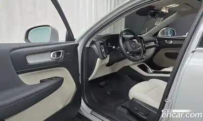 Volvo XC40 2024 2.0 гидро в Москве № 823902, миниатюра 10