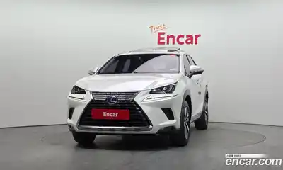 Lexus NX 2018 2.5 гидро в Москве № 825920, миниатюра 3