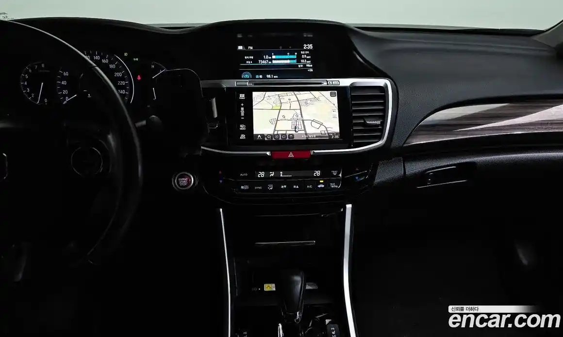 Honda Accord 2017 2.4 гидро в Москве № 826739, фото 14