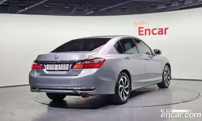 Honda Accord 2017 2.4 гидро в Москве № 826739, миниатюра 2