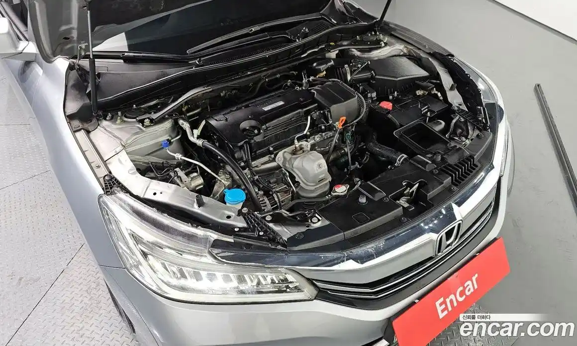Honda Accord 2017 2.4 гидро в Москве № 826739, фото 6