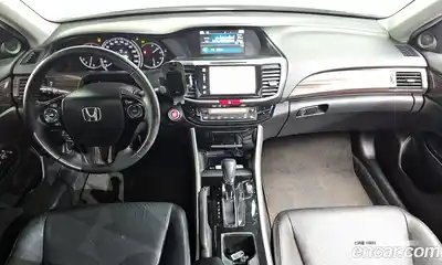 Honda Accord 2017 2.4 гидро в Москве № 826739, миниатюра 7