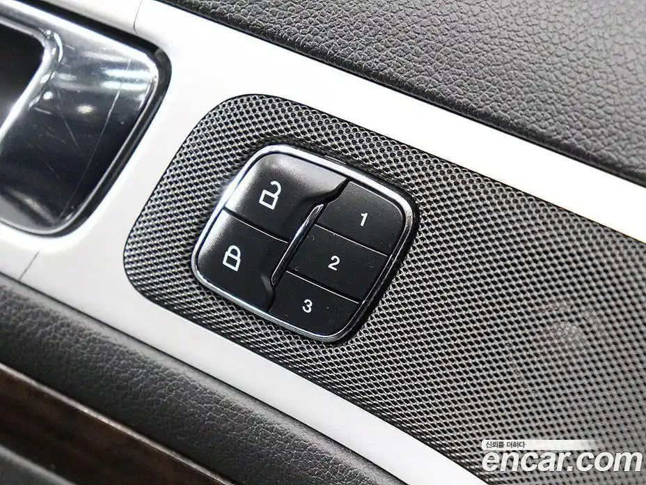 Ford Explorer 2013 3.5 гидро в Москве № 827184, фото 18