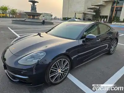 Porsche Panamera, 2020
