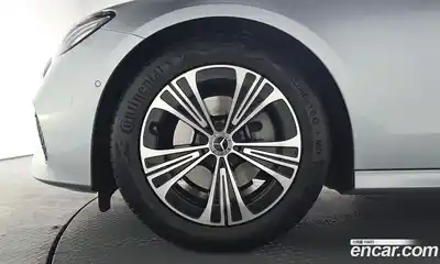 Mercedes-Benz E-Class 2025 2.0 гидро в Москве № 892559, миниатюра 4