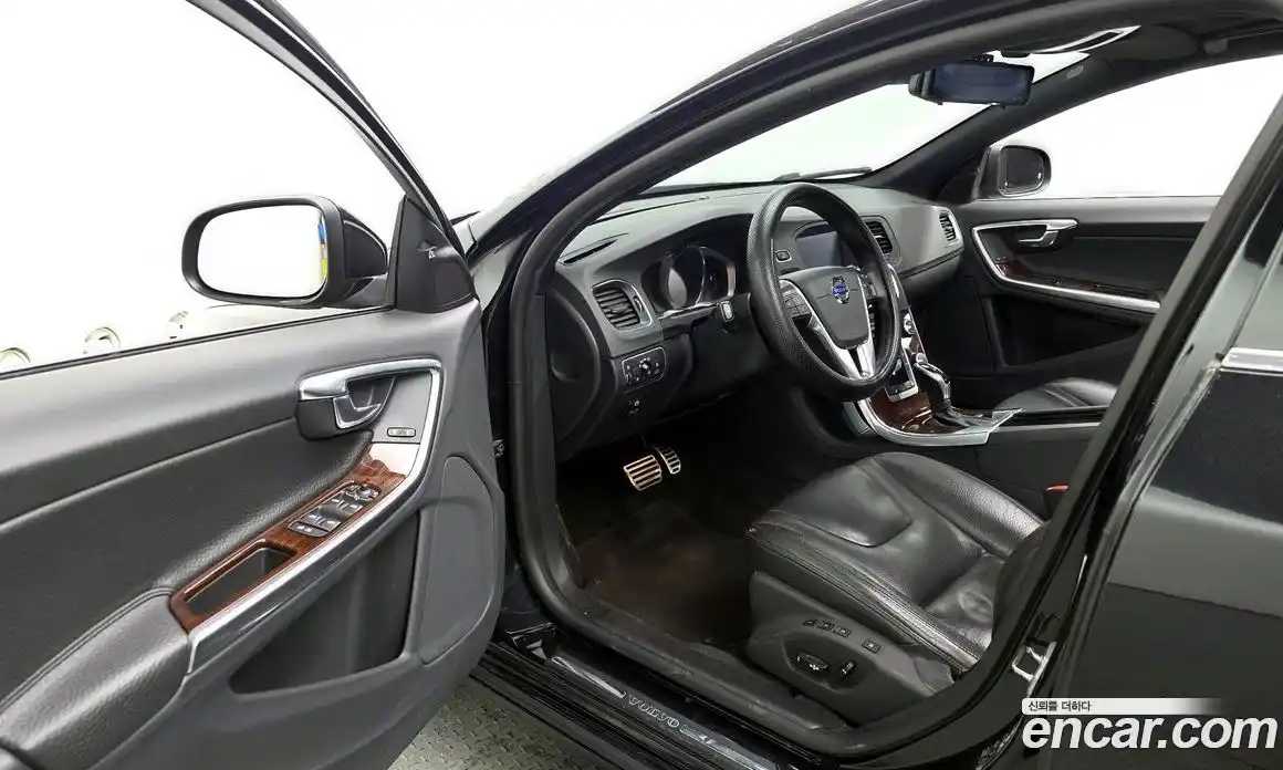 Volvo S60 2014 2.0 гидро в Москве № 894372, фото 10