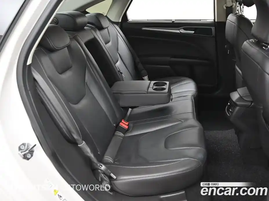 Ford Mondeo 2017 2.0 гидро в Москве № 897065, фото 12