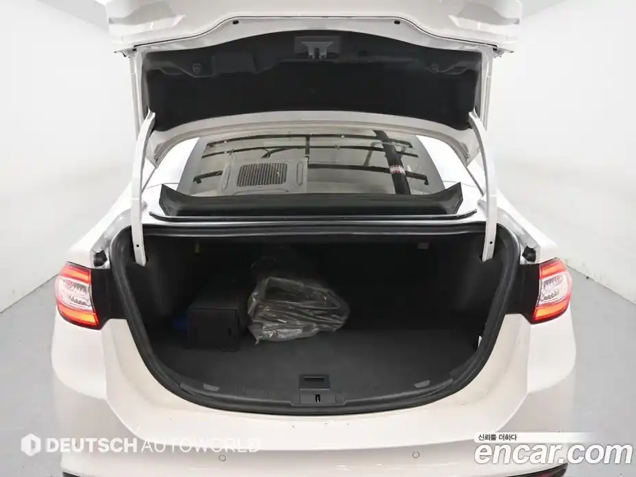 Ford Mondeo 2017 2.0 гидро в Москве № 897065, фото 19