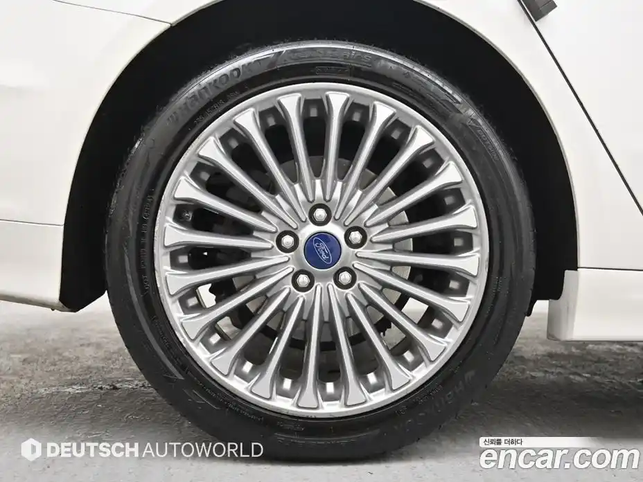 Ford Mondeo 2017 2.0 гидро в Москве № 897065, фото 5