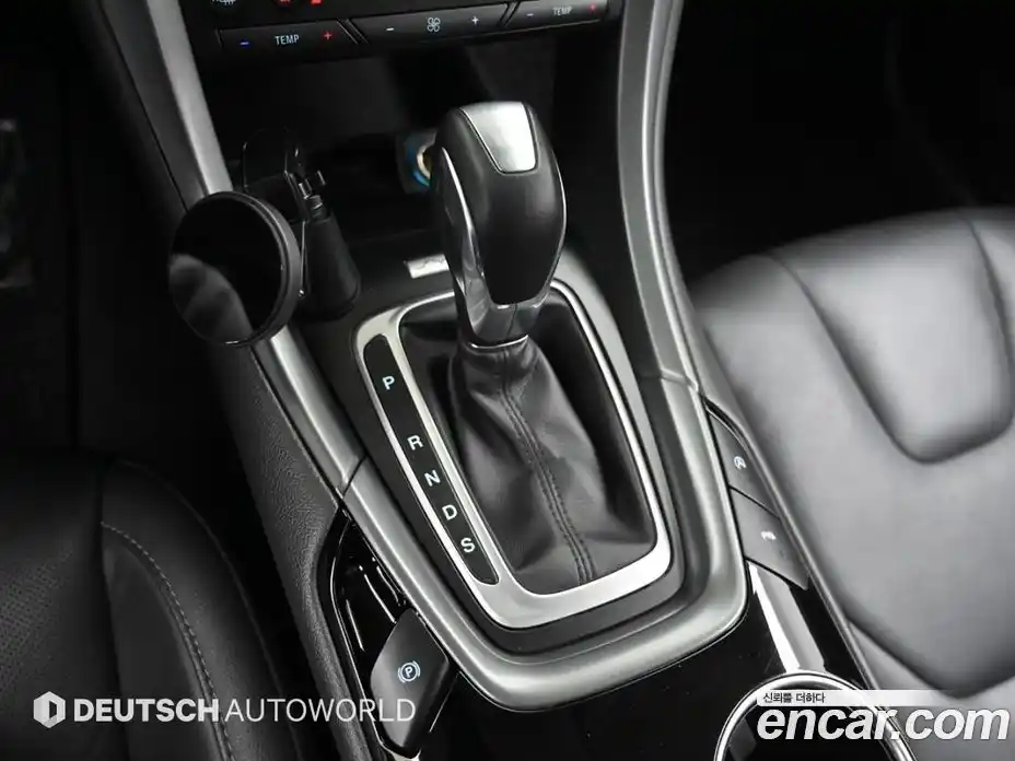 Ford Mondeo 2017 2.0 гидро в Москве № 897065, фото 9