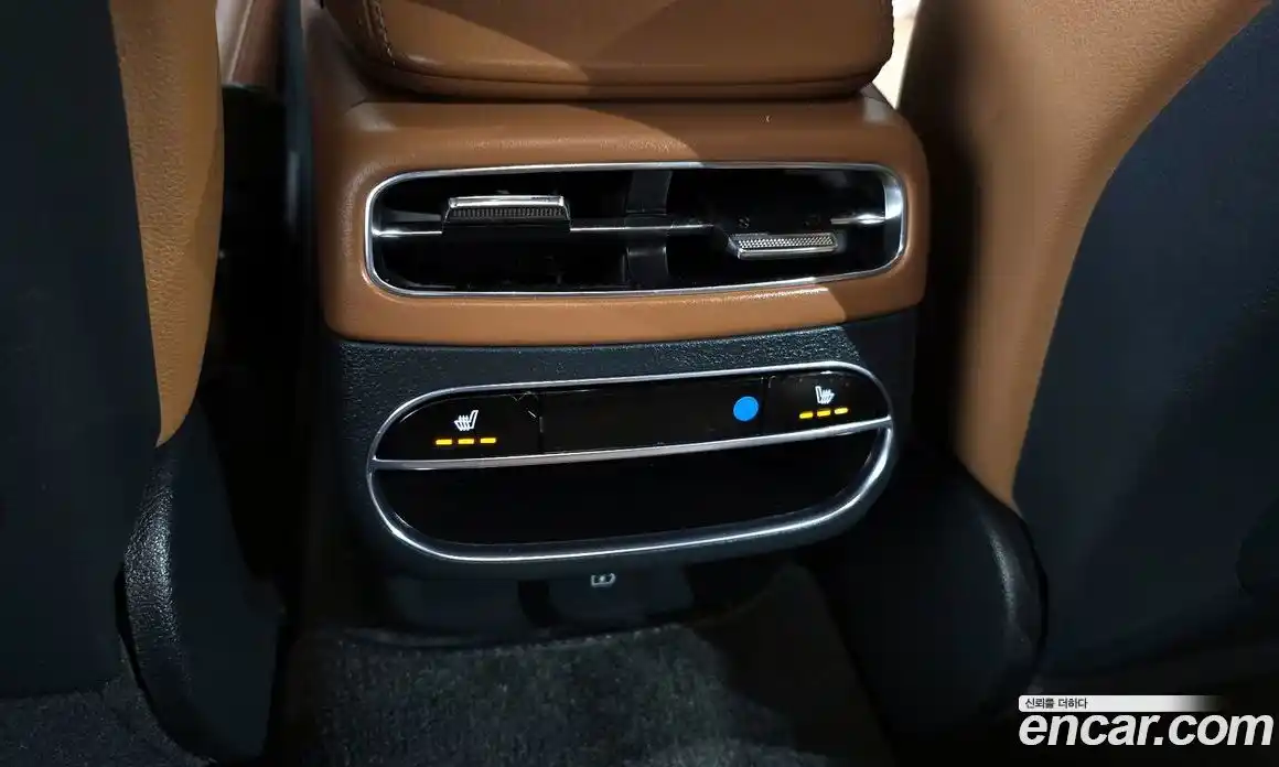 Genesis GV70 2021 2.5 Автомат в Москве № 930463, фото 19