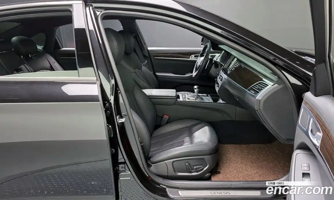 Genesis G80 2019 3.3 Автомат в Москве № 930760, фото 10