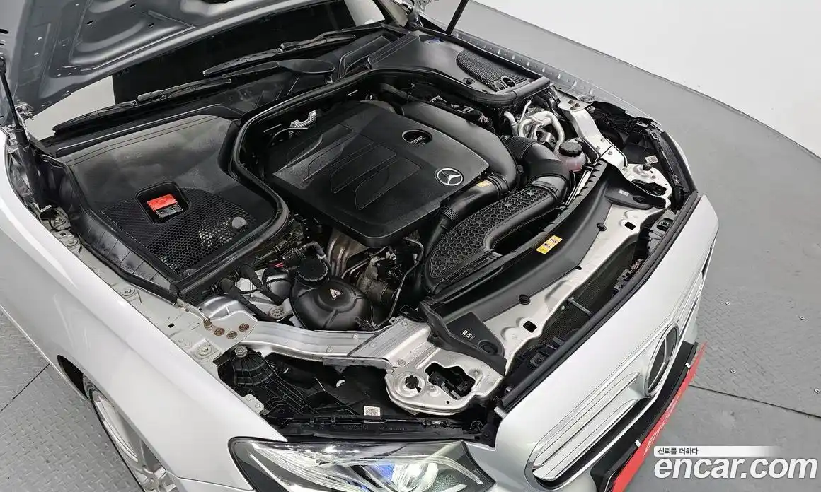 Mercedes-Benz E-Class 2020 2.0 гидро, фото 6