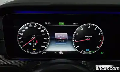 Mercedes-Benz E-Class 2020 2.0 гидро, миниатюра 8