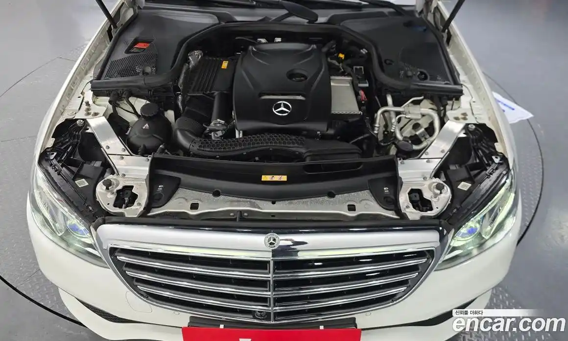 Mercedes-Benz E-Class 2019 2.0 гидро, фото 6