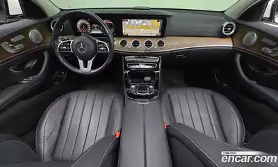 Mercedes-Benz E-Class 2019 2.0 гидро, миниатюра 7