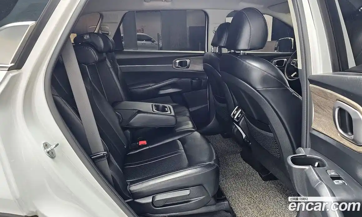 Kia Sorento 2022 2.2 Автомат в Москве № 972735, фото 12