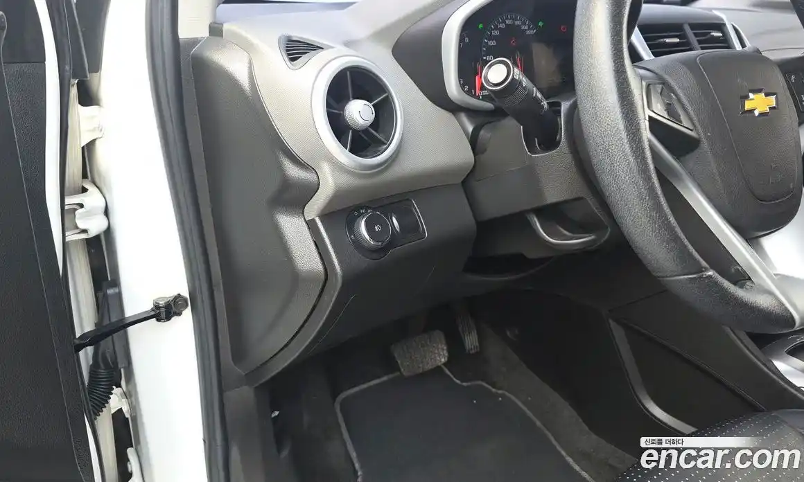 Chevrolet Aveo 2017 1.4 Автомат в Москве № 974560, фото 13