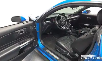 Ford Mustang 2021 2.3 гидро в Москве № 976253, миниатюра 10