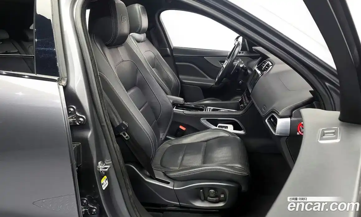 Jaguar F-Pace 2017 3.0 гидро в Москве № 976526, фото 11