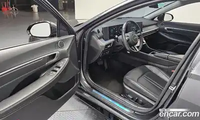 Hyundai Sonata 2023 1.6 Автомат в Москве № 1002433, миниатюра 11