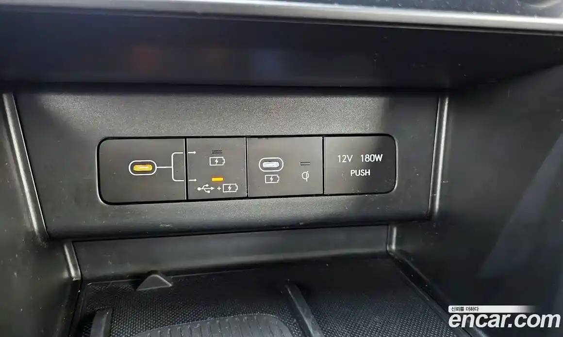 Hyundai Sonata 2023 1.6 Автомат в Москве № 1002433, фото 19