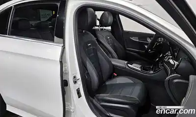 Mercedes-Benz E-Class 2022 3.0 гидро в Москве № 1005137, миниатюра 12