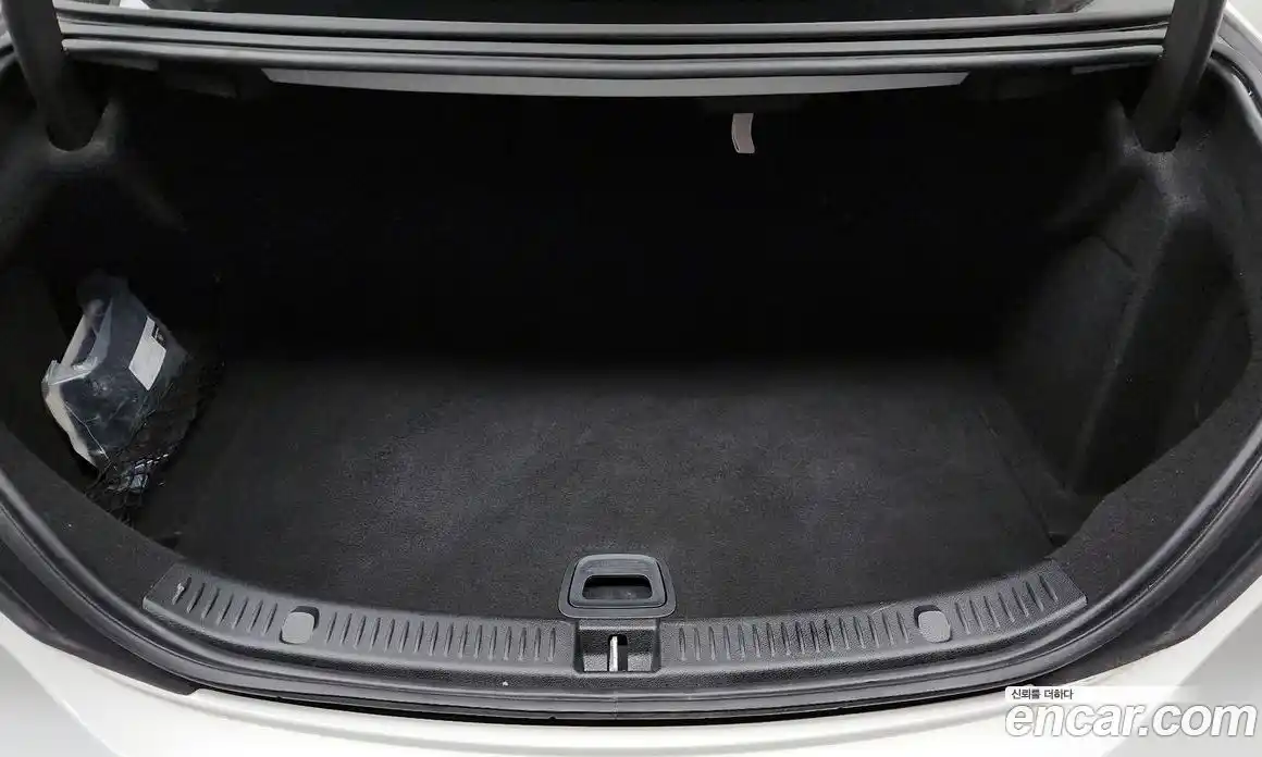 Mercedes-Benz E-Class 2021 2.0 гидро, фото 20
