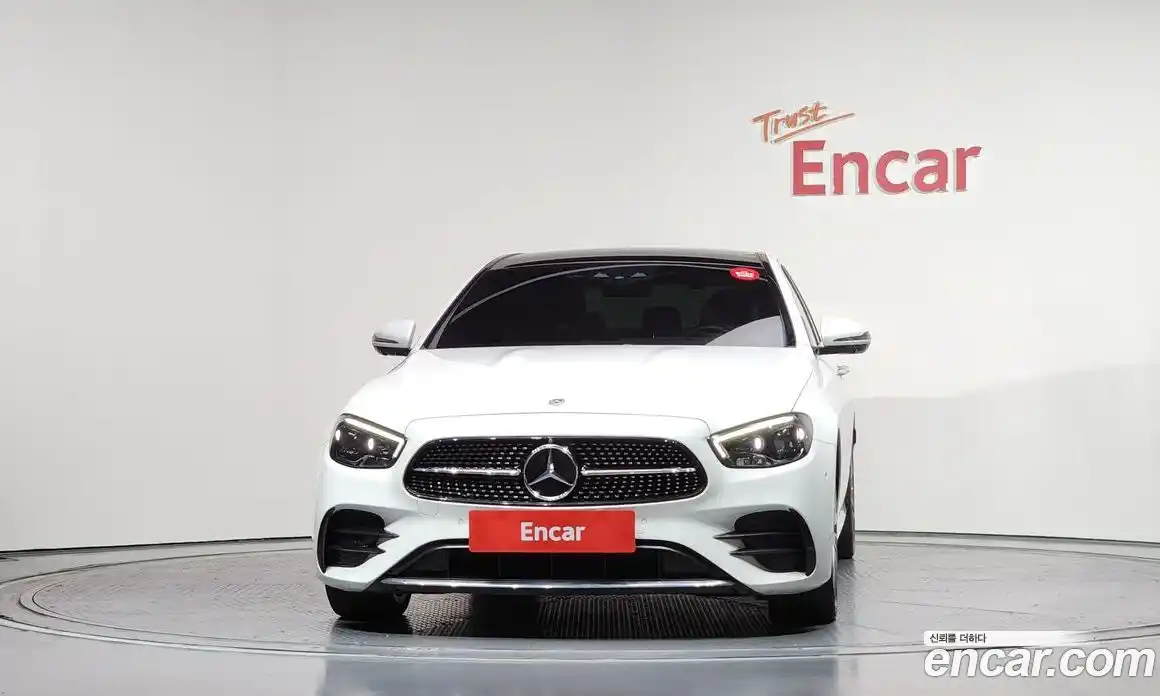 Mercedes-Benz E-Class 2021 2.0 гидро, фото 3
