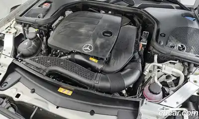 Mercedes-Benz E-Class 2021 2.0 гидро, миниатюра 6