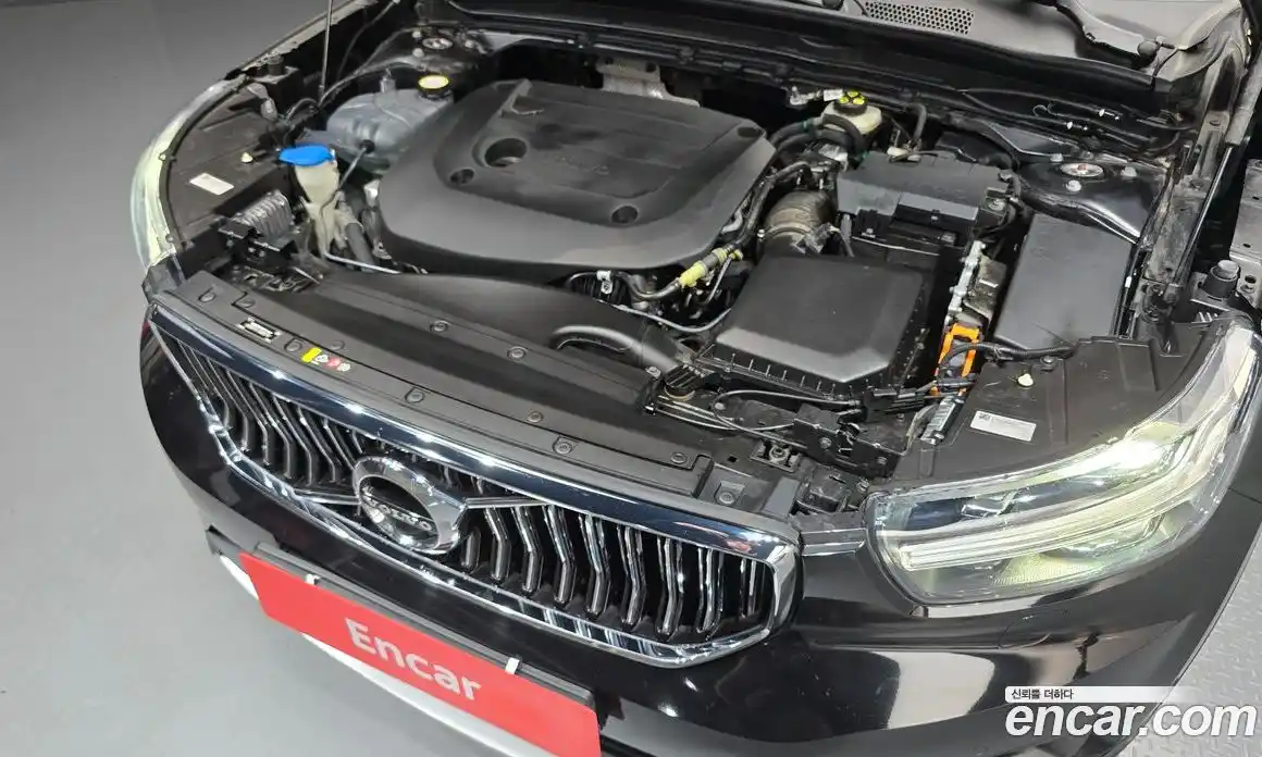 Volvo XC40 2021 2.0 гидро в Москве № 1008706, фото 6