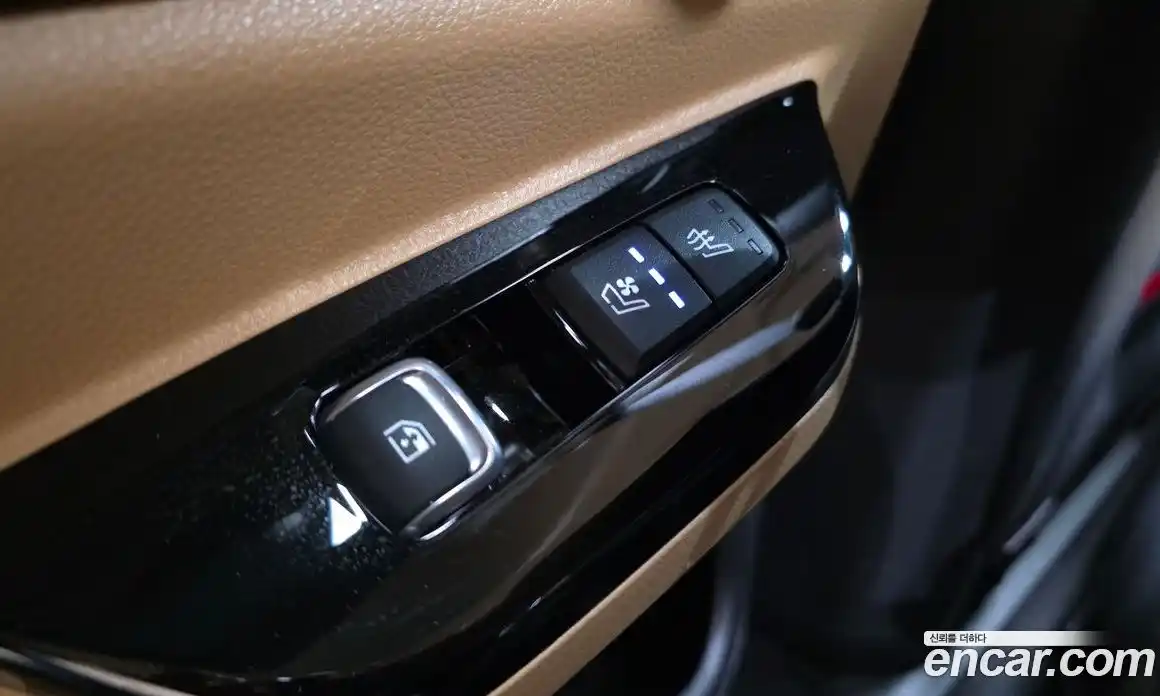 Kia Canival 2022 3.5 Автомат в Москве № 1009350, фото 19