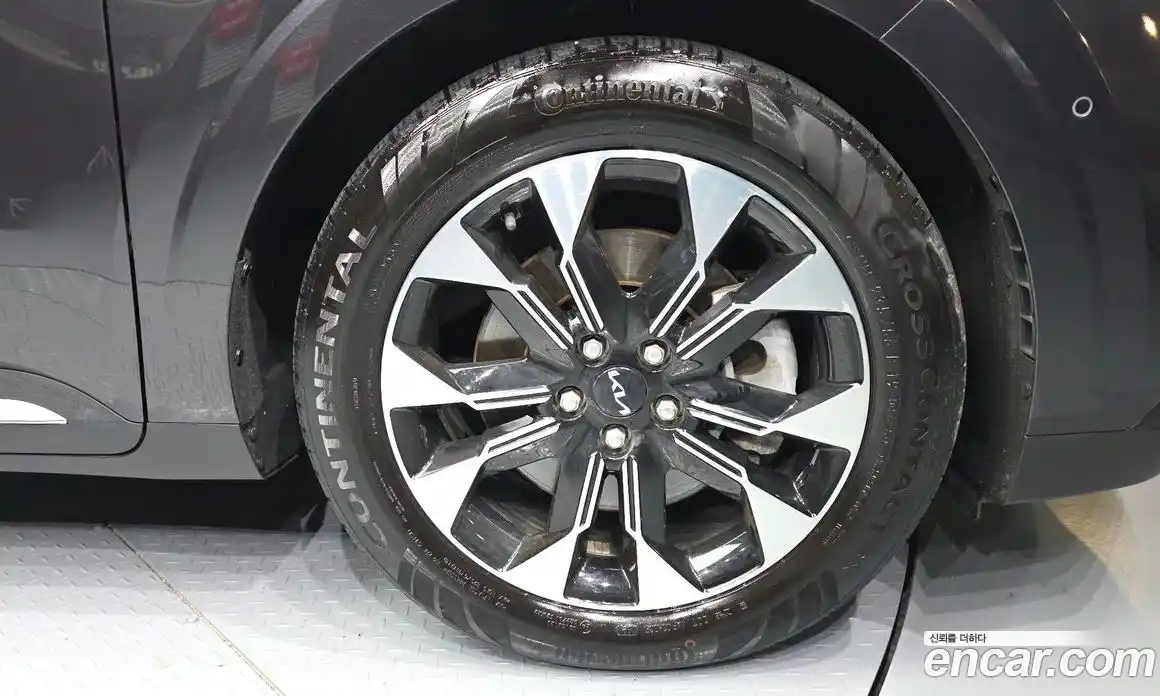 Kia Canival 2022 3.5 Автомат в Москве № 1009350, фото 5