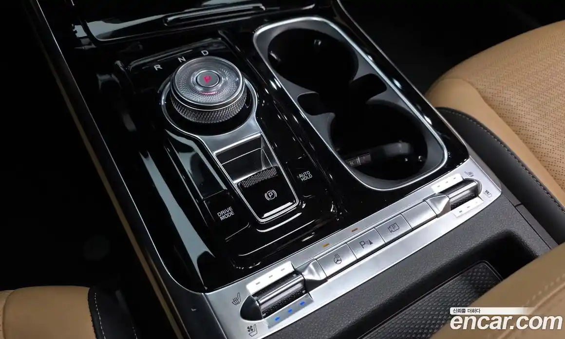 Kia Canival 2022 3.5 Автомат в Москве № 1009350, фото 9